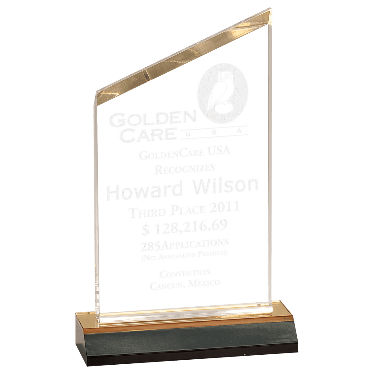 4" x 6" 4" x 6" Gold Reflection Beveled Peak Acrylic with 5" Gold Mirror Base